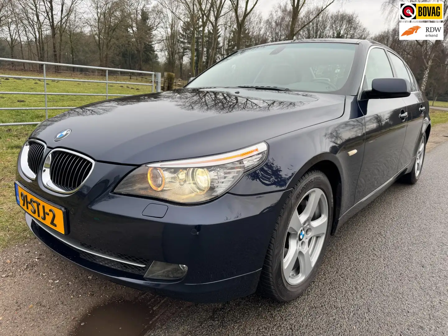 BMW 535 535XI 4wd prachtige auto 299pk Bleu - 1