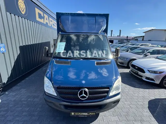 Mercedes-Benz Sprinter view 6