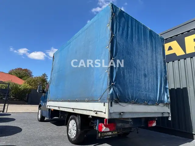 Mercedes-Benz Sprinter view 11
