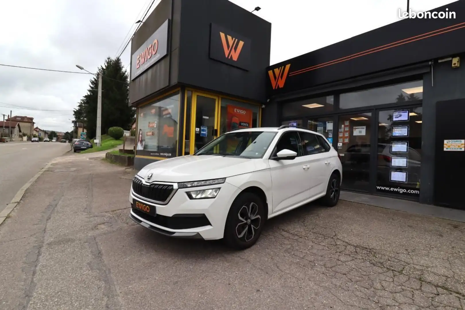 Skoda Kamiq 1.0 TSI 95 CH AMBITION Blanco - 1