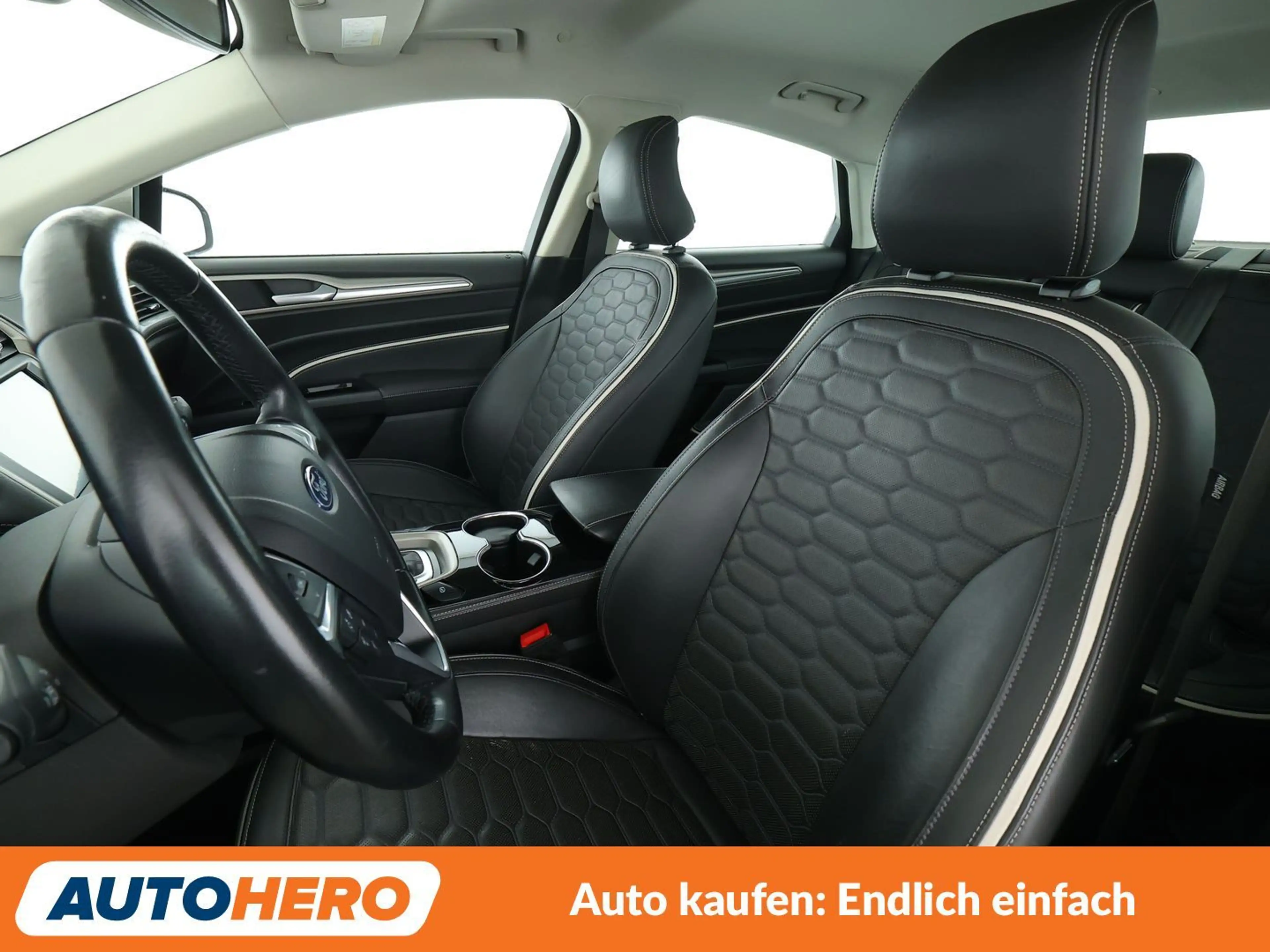 Ford Mondeo 2.0 Hybrid Vignale Aut*LED*TEMPO*CAM*PDC*SHZ* — photo 10
