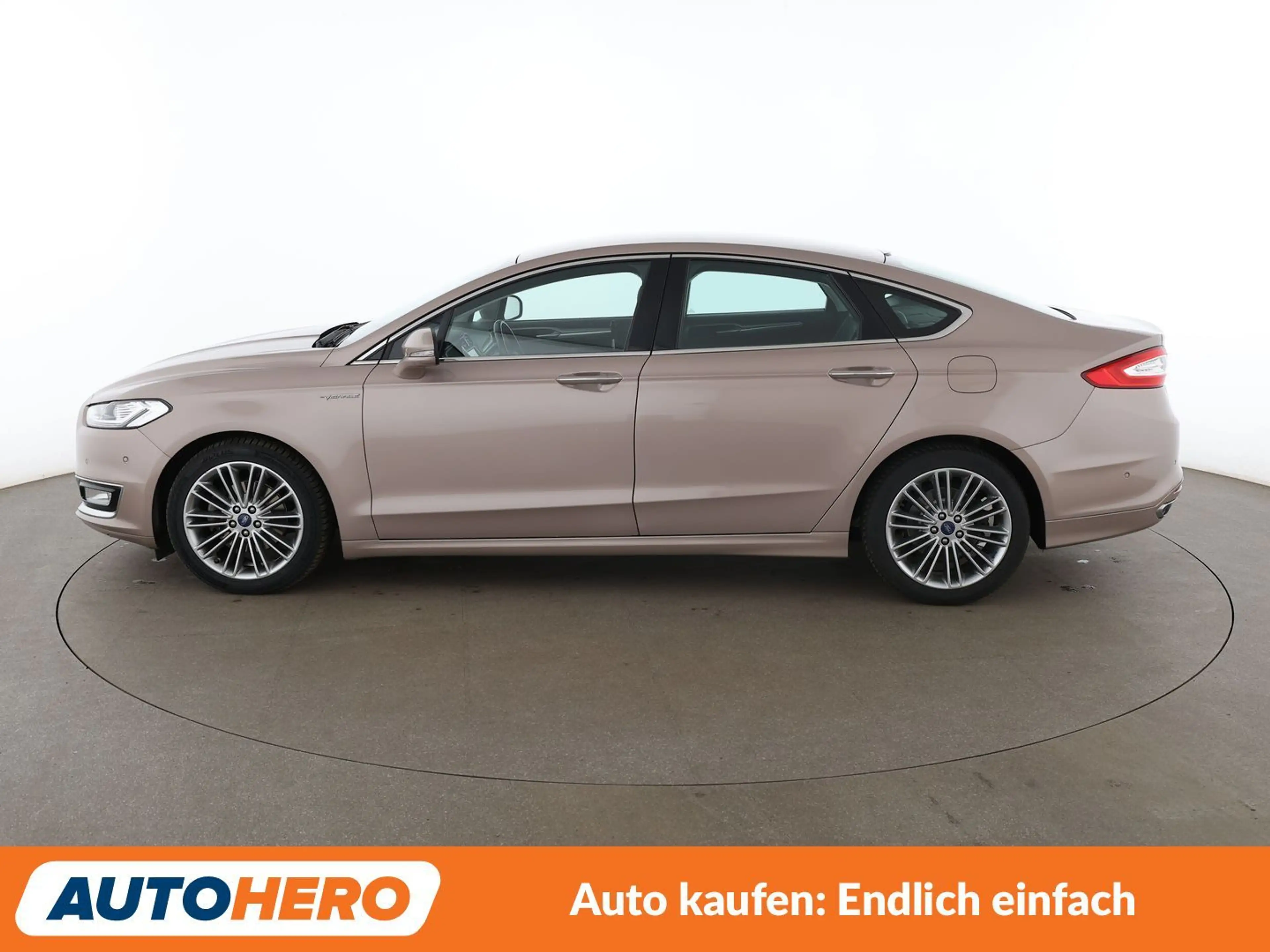 Ford Mondeo 2.0 Hybrid Vignale Aut*LED*TEMPO*CAM*PDC*SHZ* — photo 3