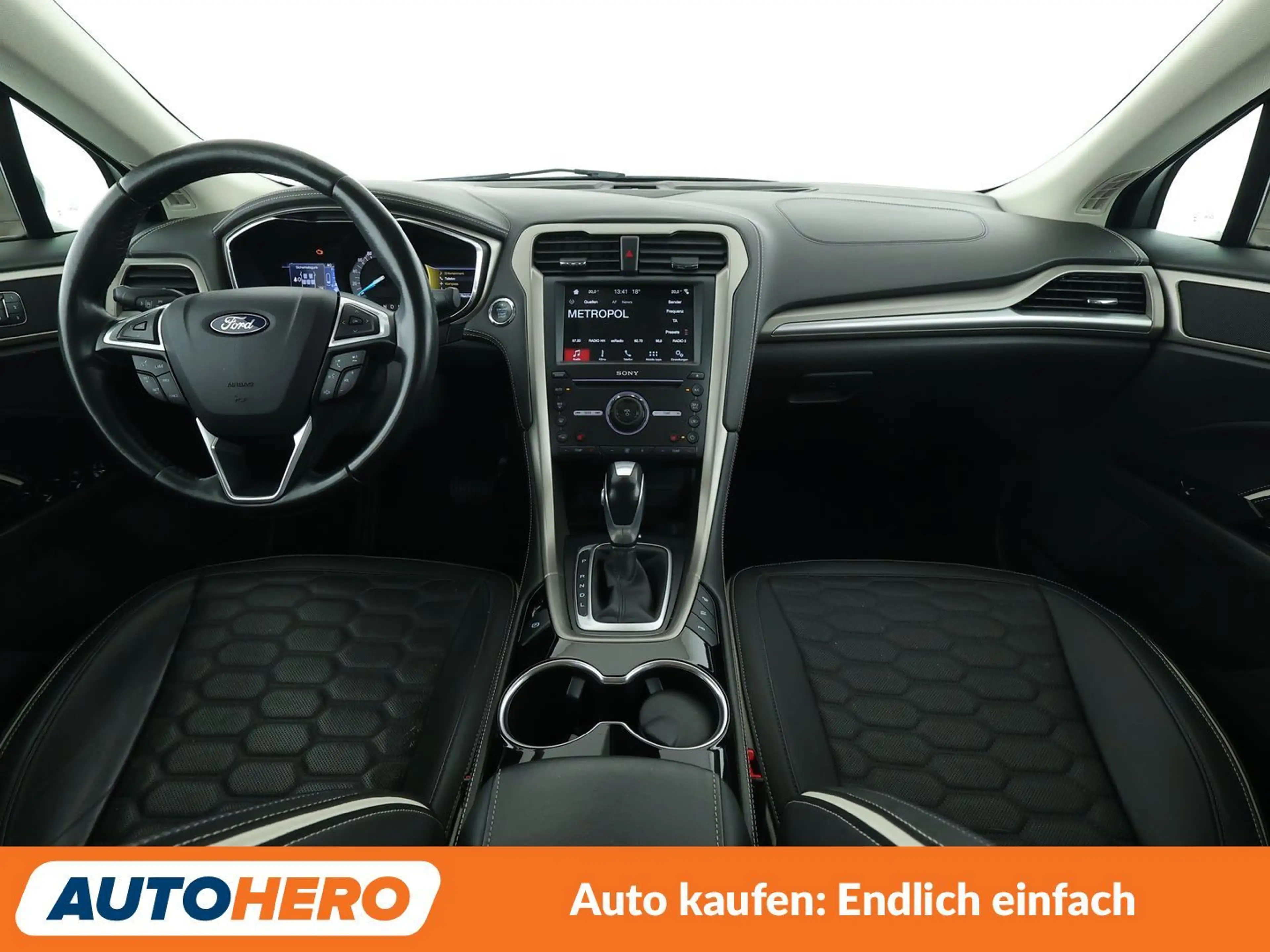 Ford Mondeo 2.0 Hybrid Vignale Aut*LED*TEMPO*CAM*PDC*SHZ* — photo 12