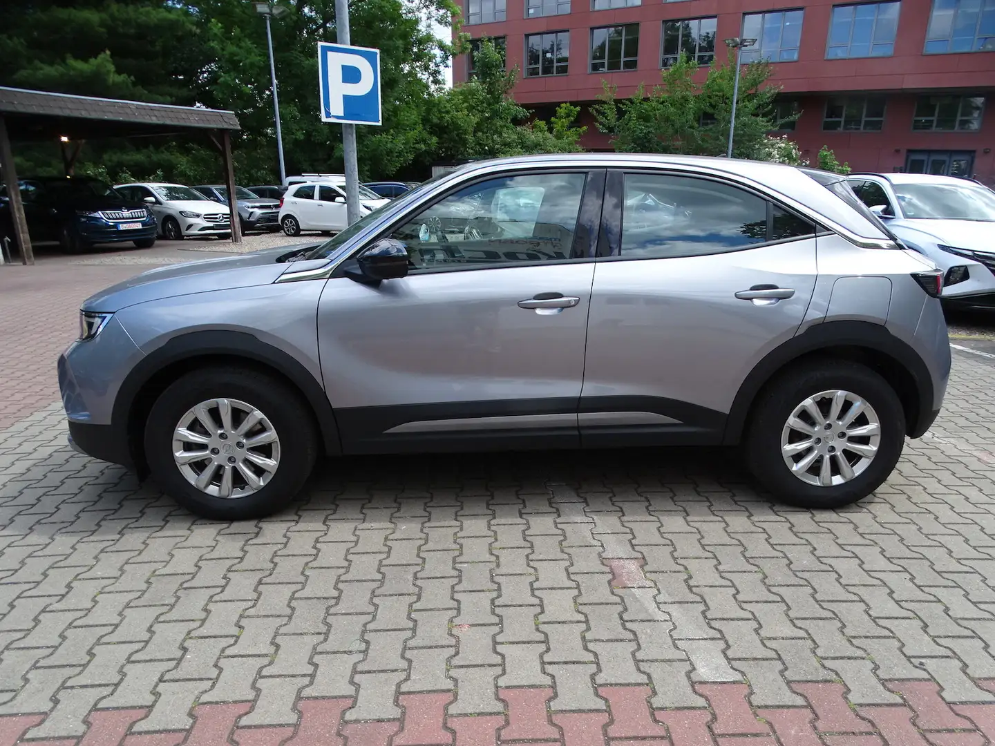 Opel Mokka-E e Edition Grau - 2