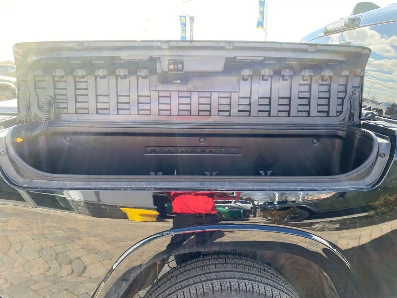 RAM 1500 снимка RAM 1500