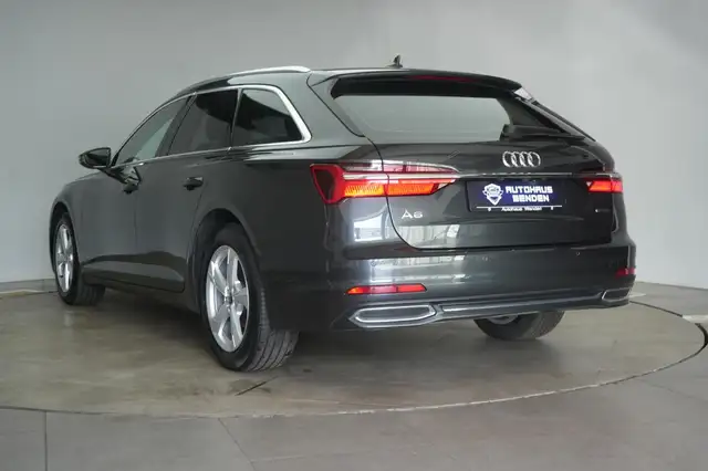 Audi A6 view 5