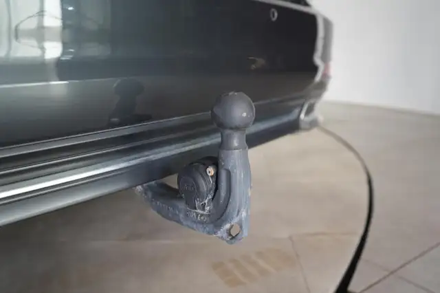 Audi A6 view 10