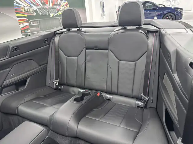 BMW M4 view 24
