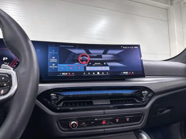 BMW M4 view 21