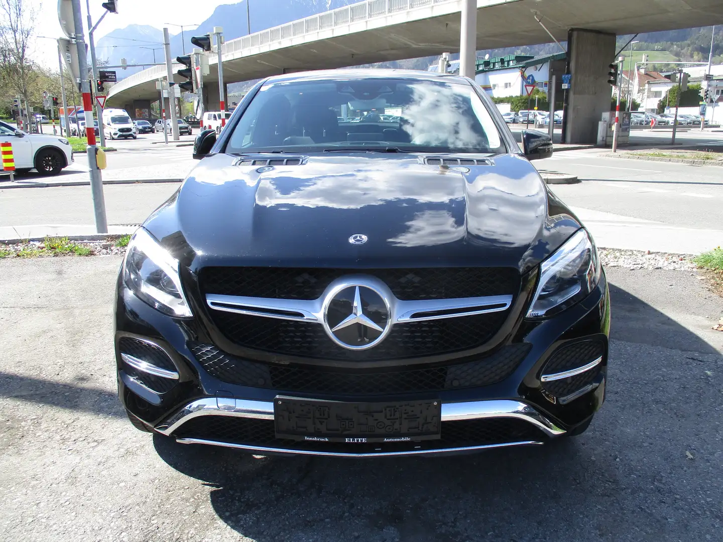 Mercedes-Benz GLE 350 d 4Matic Schwarz - 1