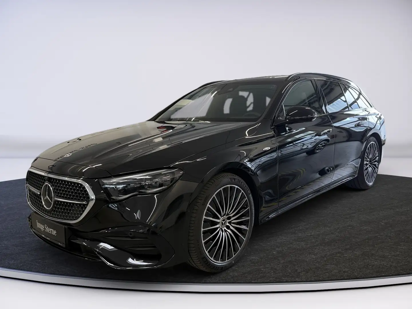Mercedes-Benz E 300 de 4MATIC T EQ Ö-Edition Navi AHK Pano, Schwarz - 2