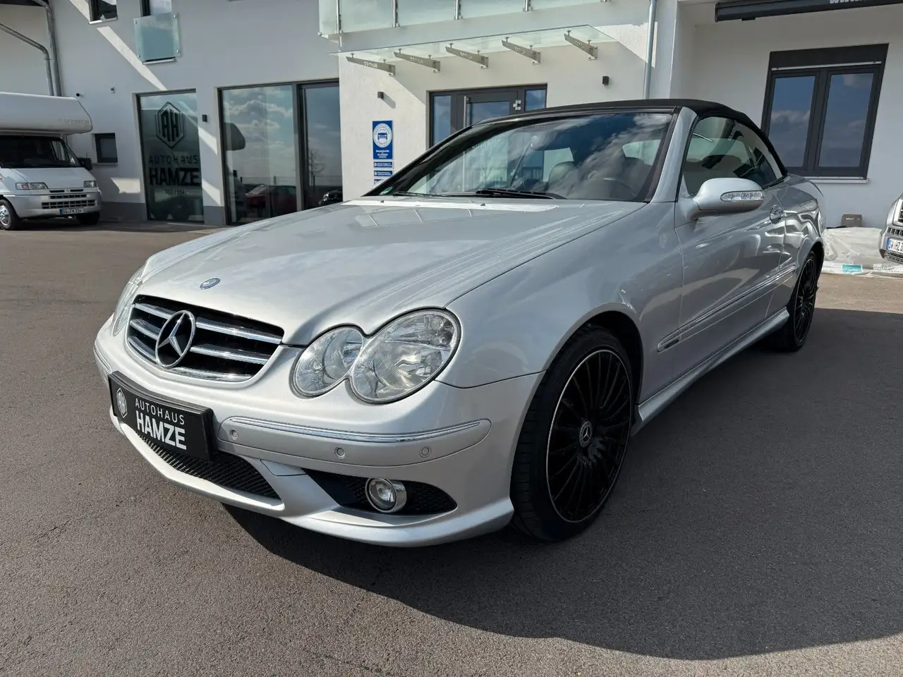 Mercedes-Benz CLK 320