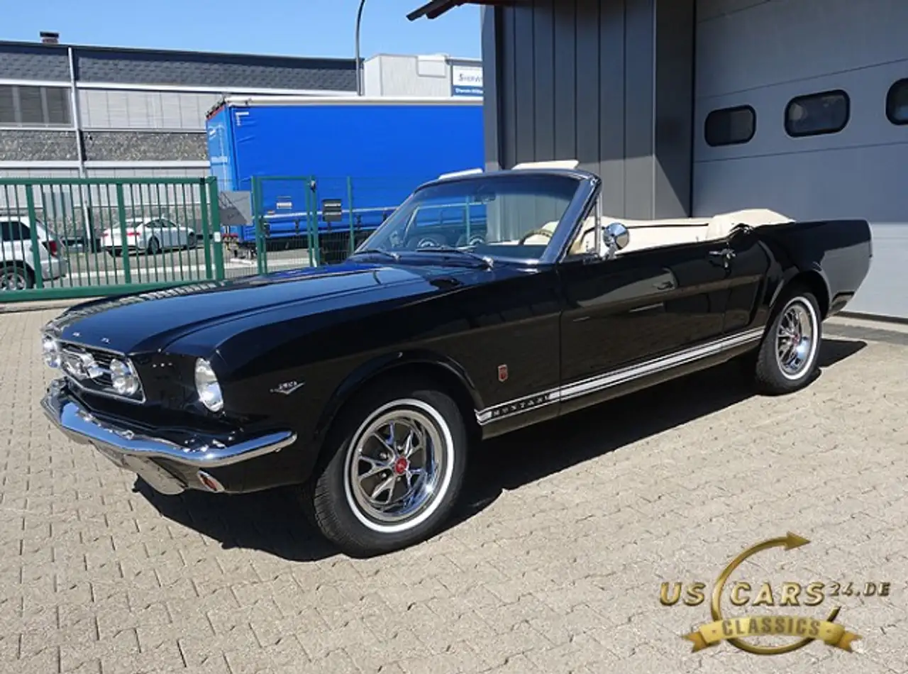 Ford Mustang Cabrio, 289 V8, Frame-Off Restauration, foto 3