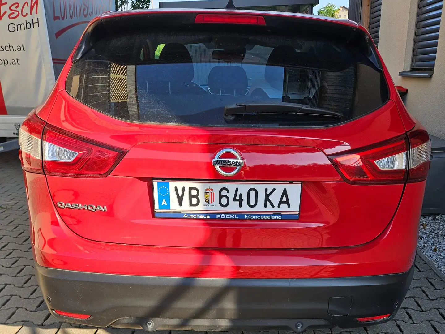 Nissan Qashqai Qashqai 1,6 dCi Acenta ALL-MODE 4x4i Acenta Rot - 2