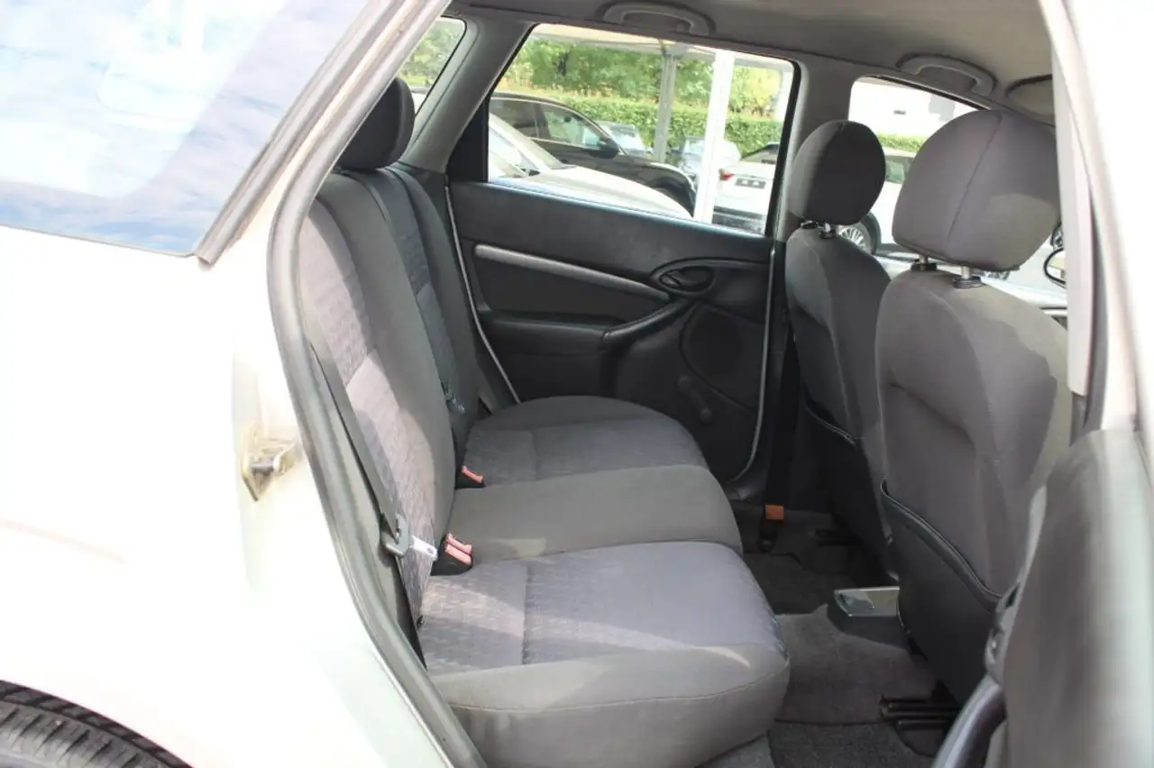 Ford Focus 1.6i 16V cat SW Ghia NEOPATENTATI - NO BOLLO, foto 12