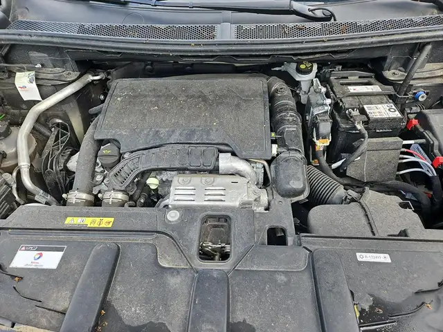 Peugeot 3008 view 8