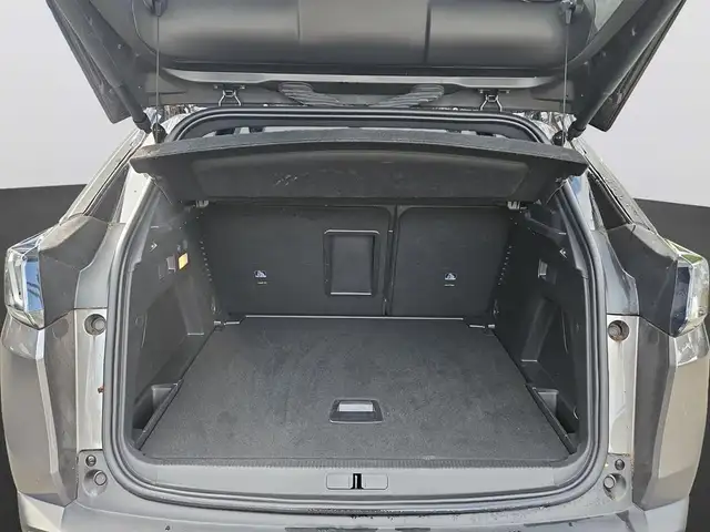 Peugeot 3008 view 9