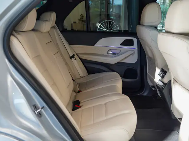 Mercedes-Benz Gle view 11