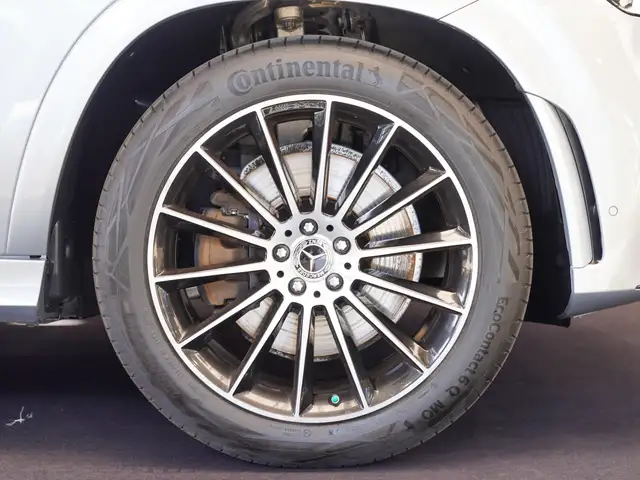 Mercedes-Benz Gle view 2