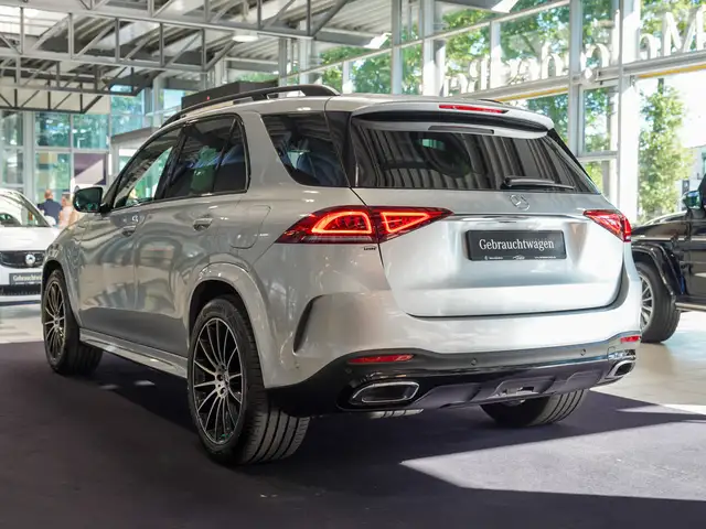 Mercedes-Benz Gle view 5