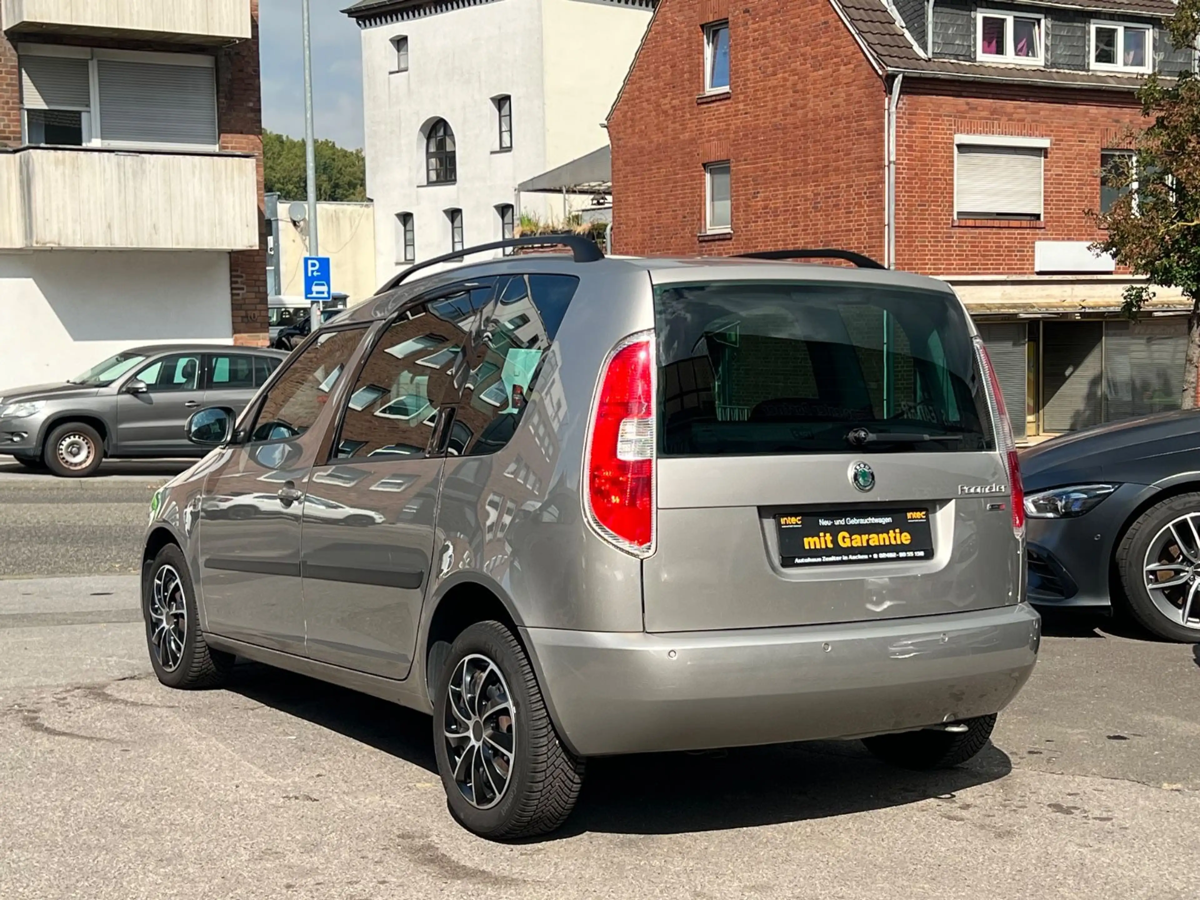 Skoda Roomster Style Plus Edition*Automatik* — photo 13