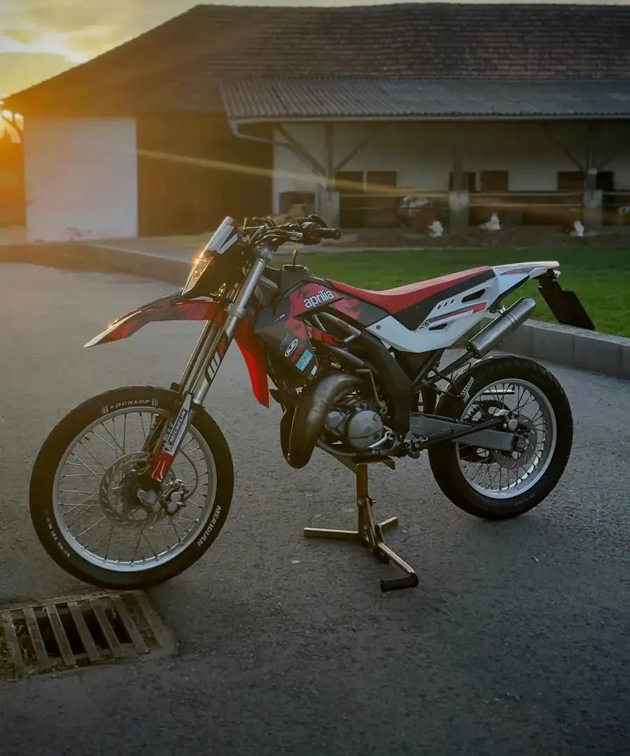 Aprilia SX 125 2 Takt Schwarz - 1