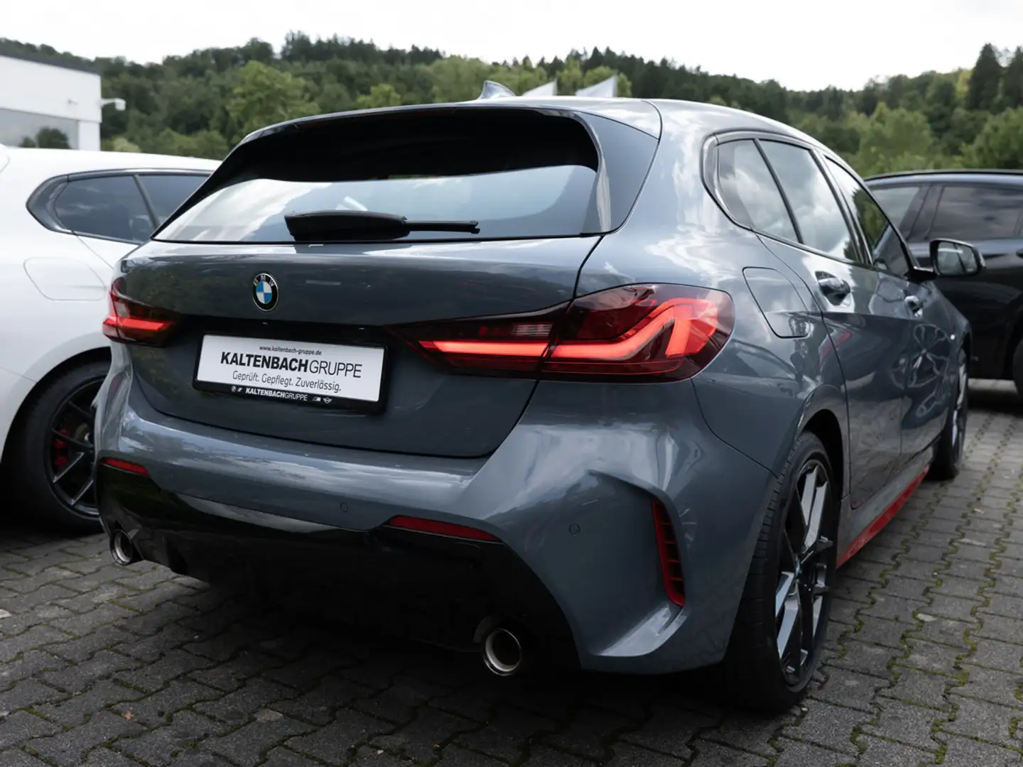 BMW 128 ti M Sport AHK HUD LED W-LAN NAVI SHZ AHK Grau - 2
