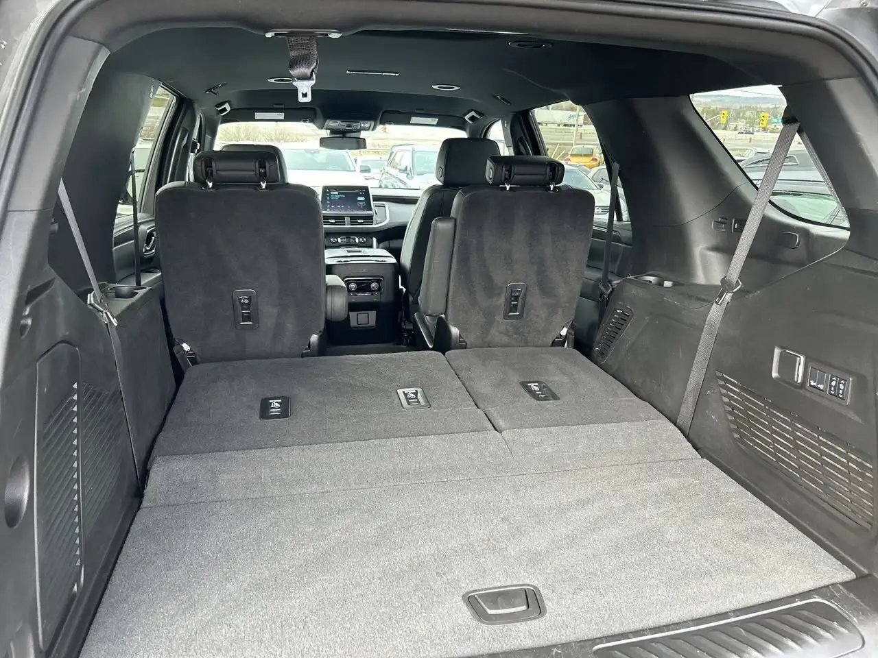 Chevrolet Tahoe снимка Chevrolet Tahoe