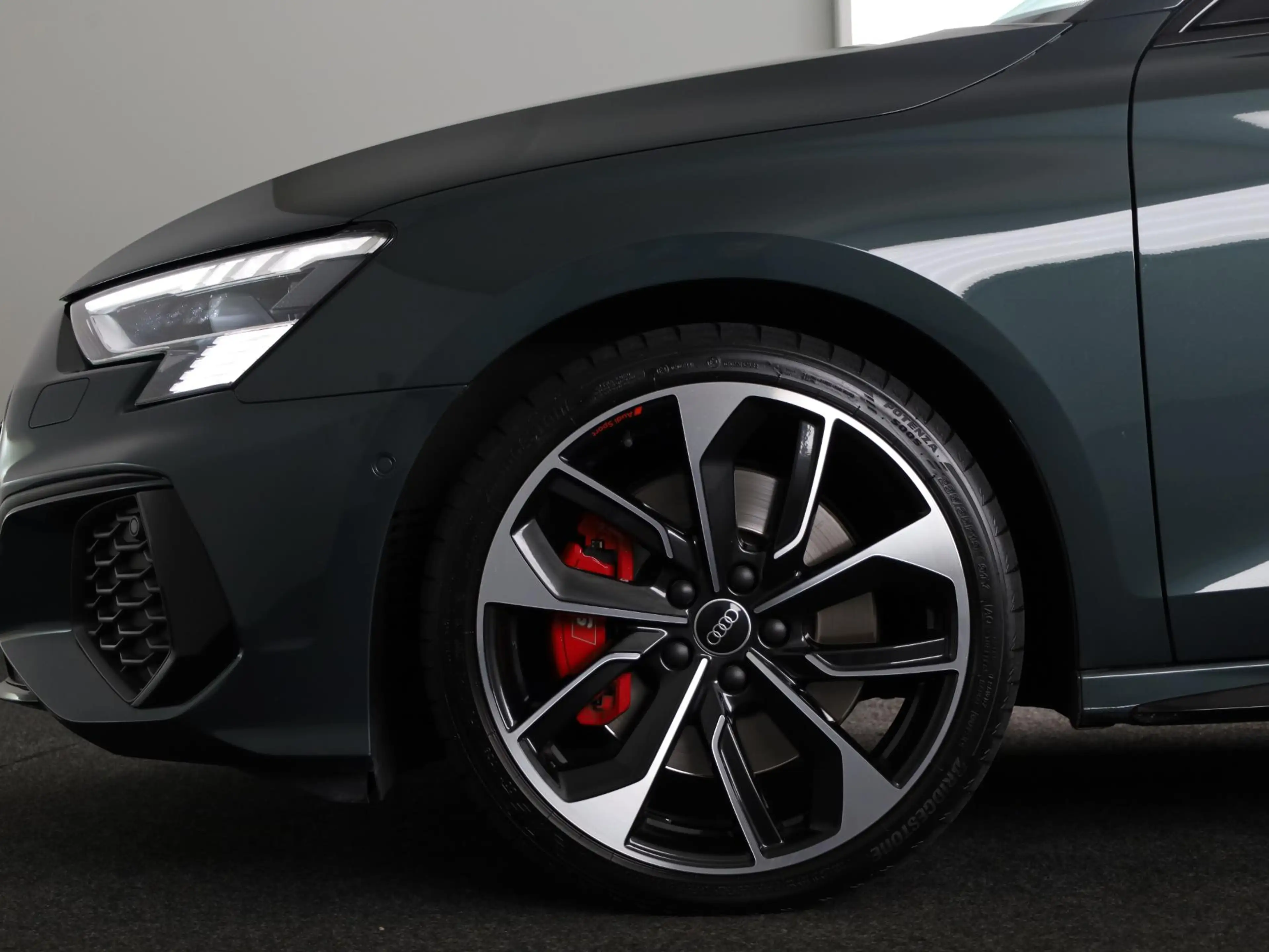 Audi S3 Limousine 2.0 TFSI quattro 310pk | Panoramadak | — photo 13