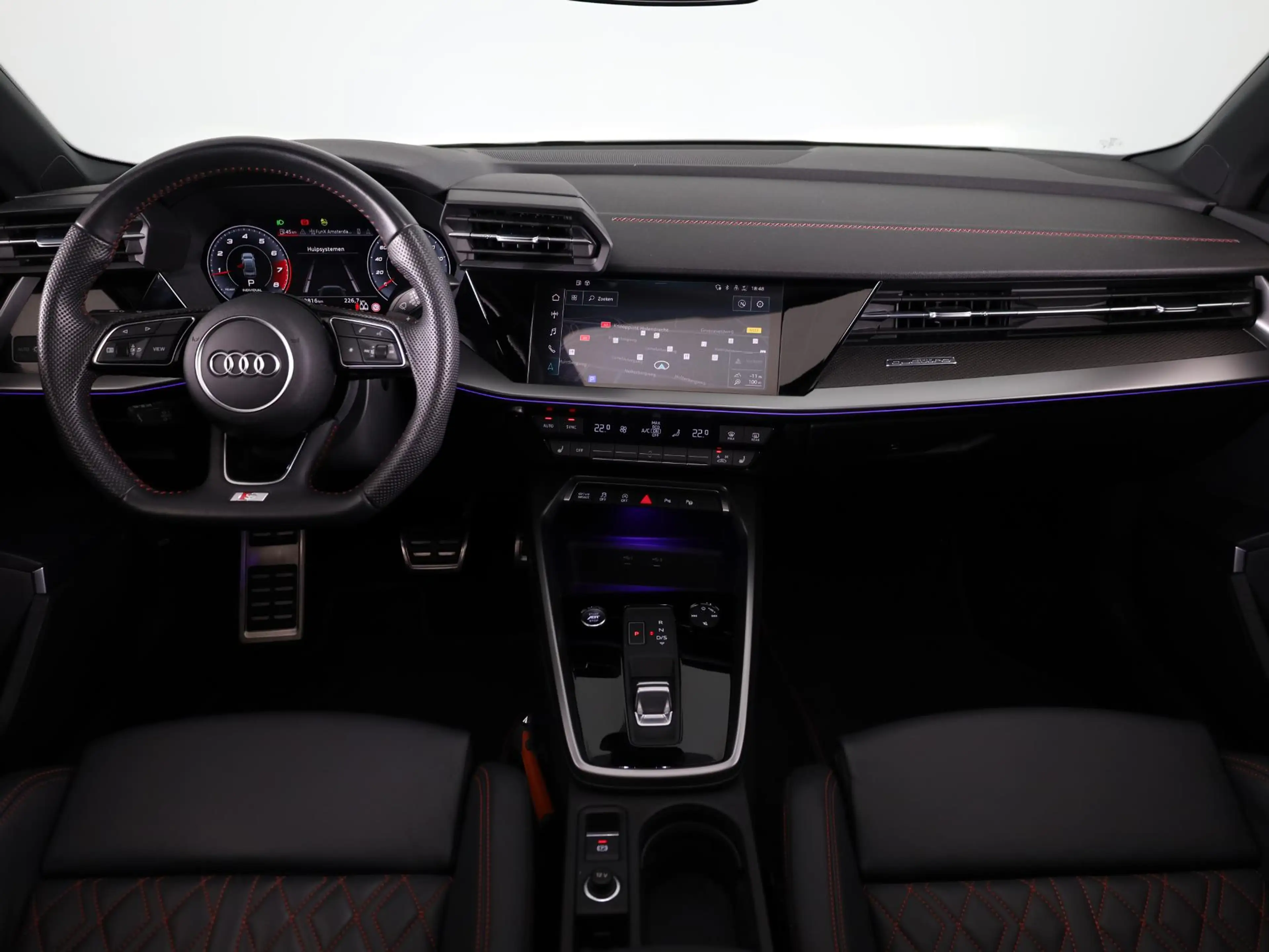 Audi S3 Limousine 2.0 TFSI quattro 310pk | Panoramadak | — photo 6
