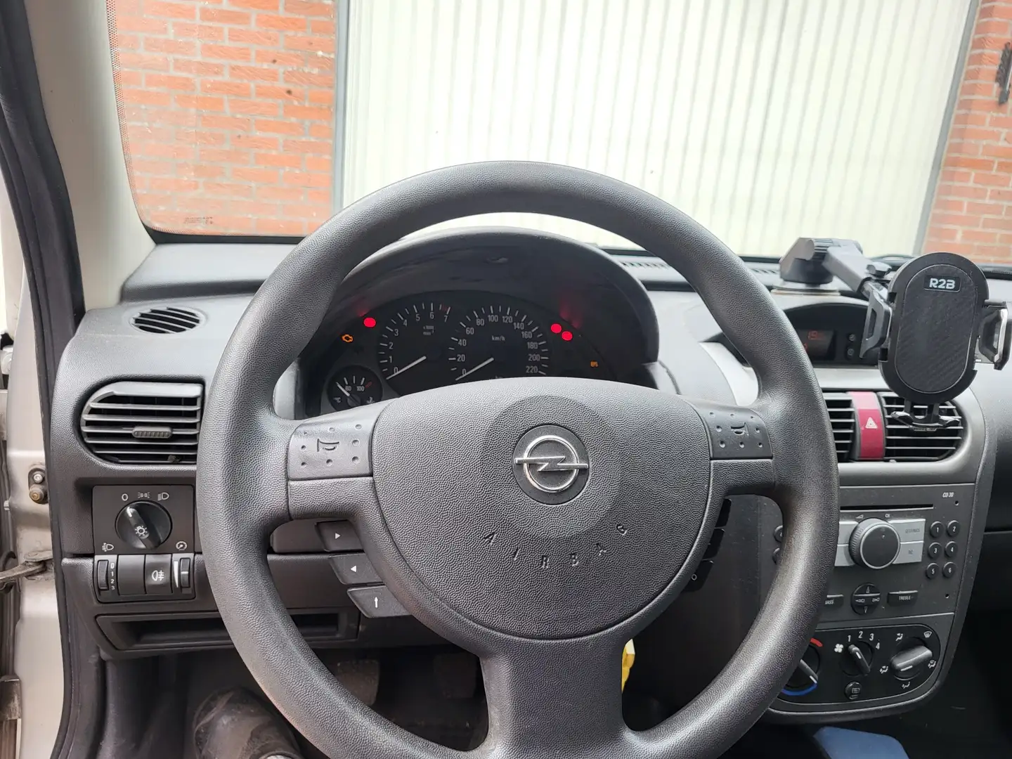Opel Corsa 1.0 12V Cosmo - 2