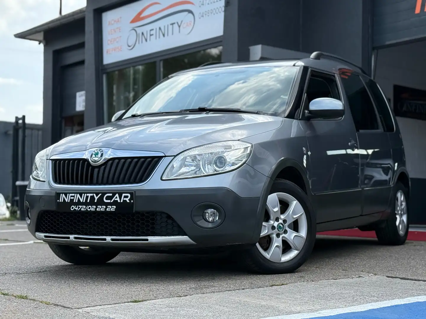 Skoda Roomster 1.6 CR TDi Ambition Gris - 2