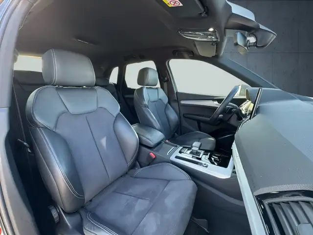 Audi Q5 view 14