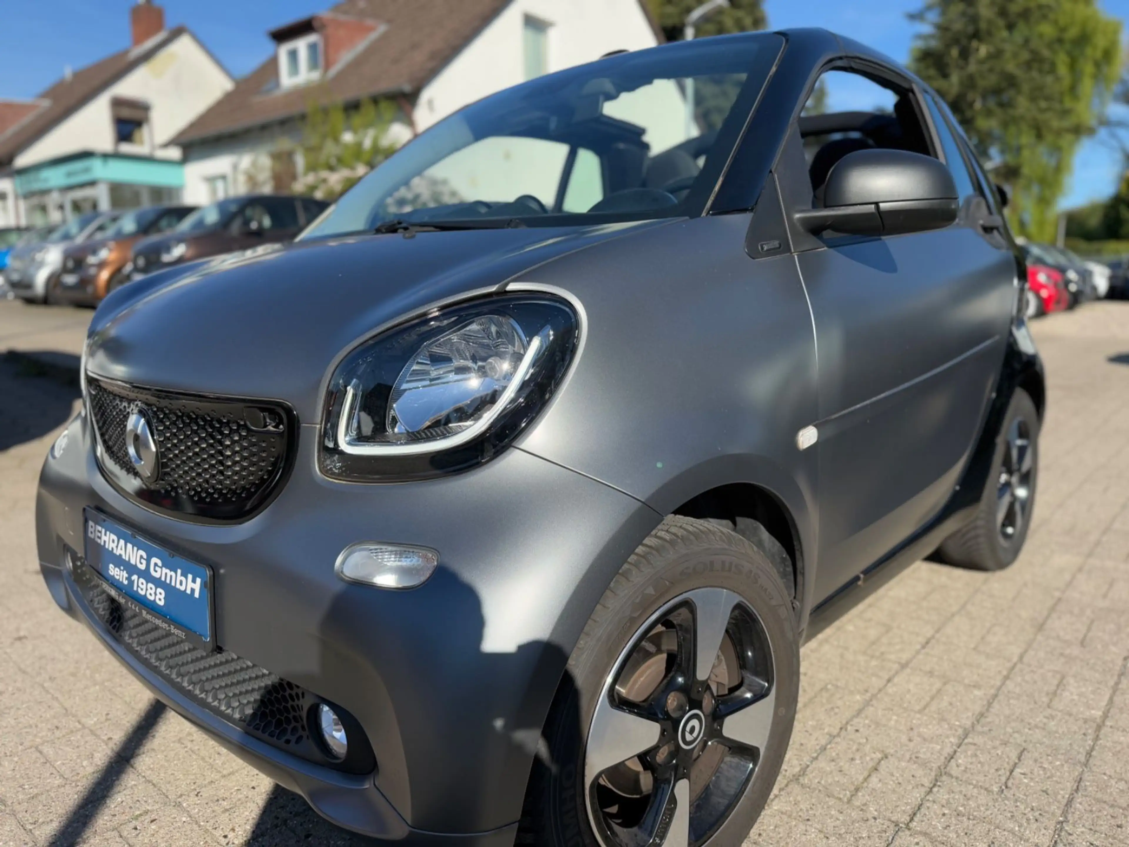 smart forTwo CABRIO*NAVI*90PS*SITZHEIZ*KAMERA*MOD.2019 — photo 7