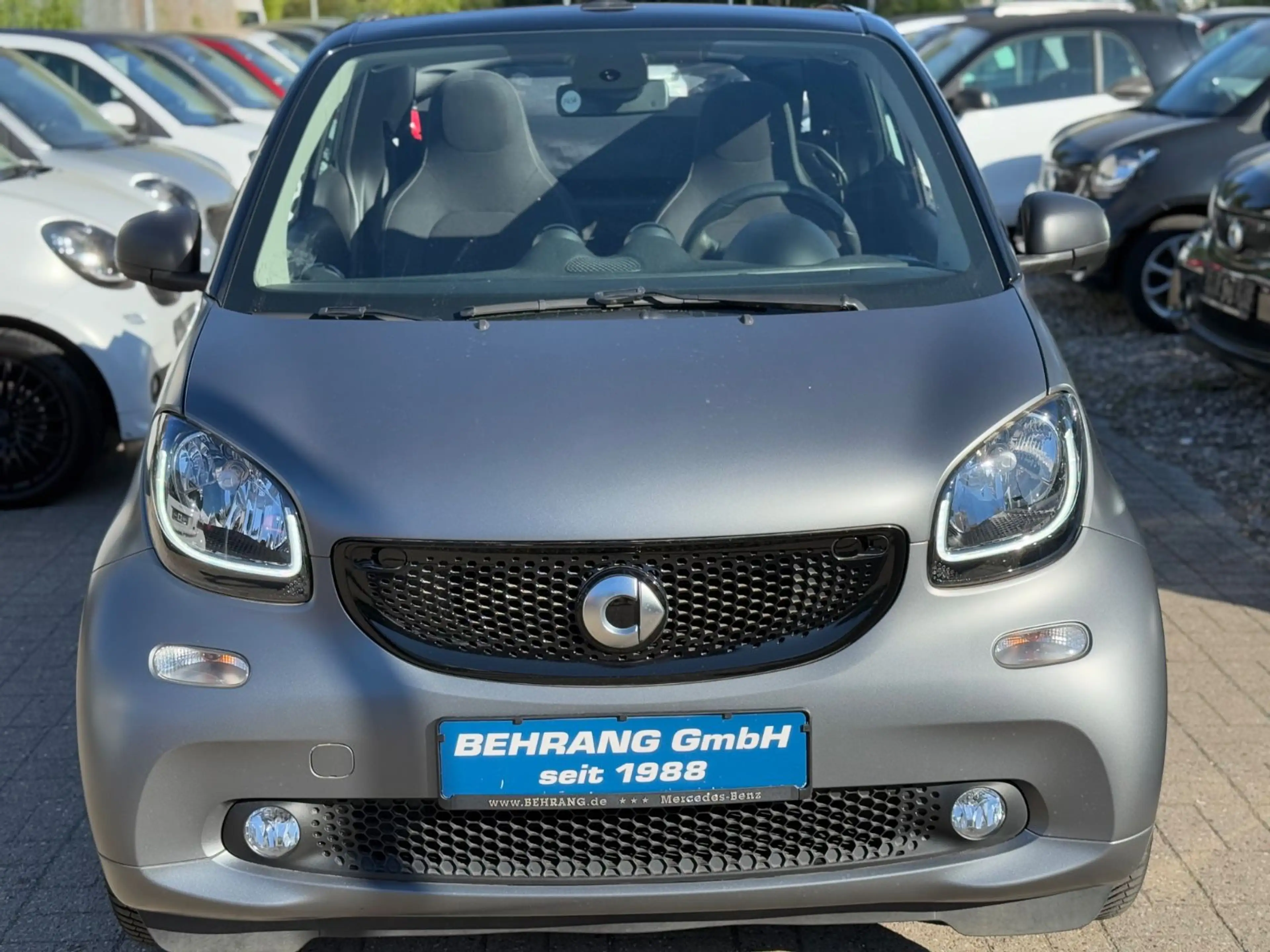 smart forTwo CABRIO*NAVI*90PS*SITZHEIZ*KAMERA*MOD.2019 — photo 9
