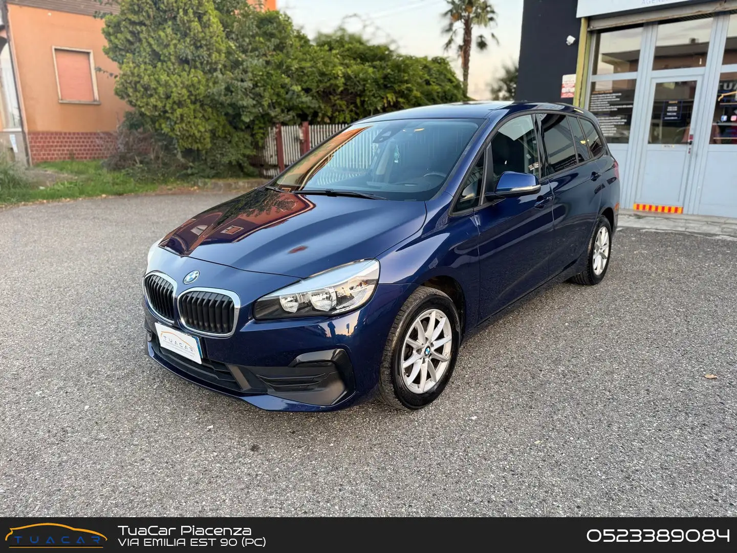 BMW 216 Business 216 d Blau - 1