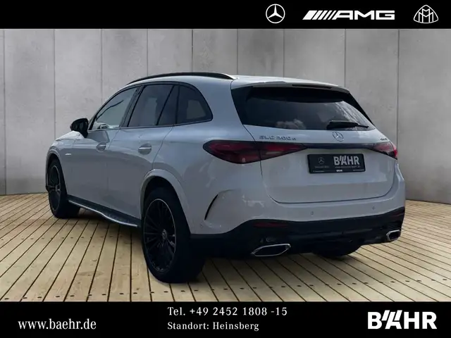 Mercedes-Benz GLC view 3