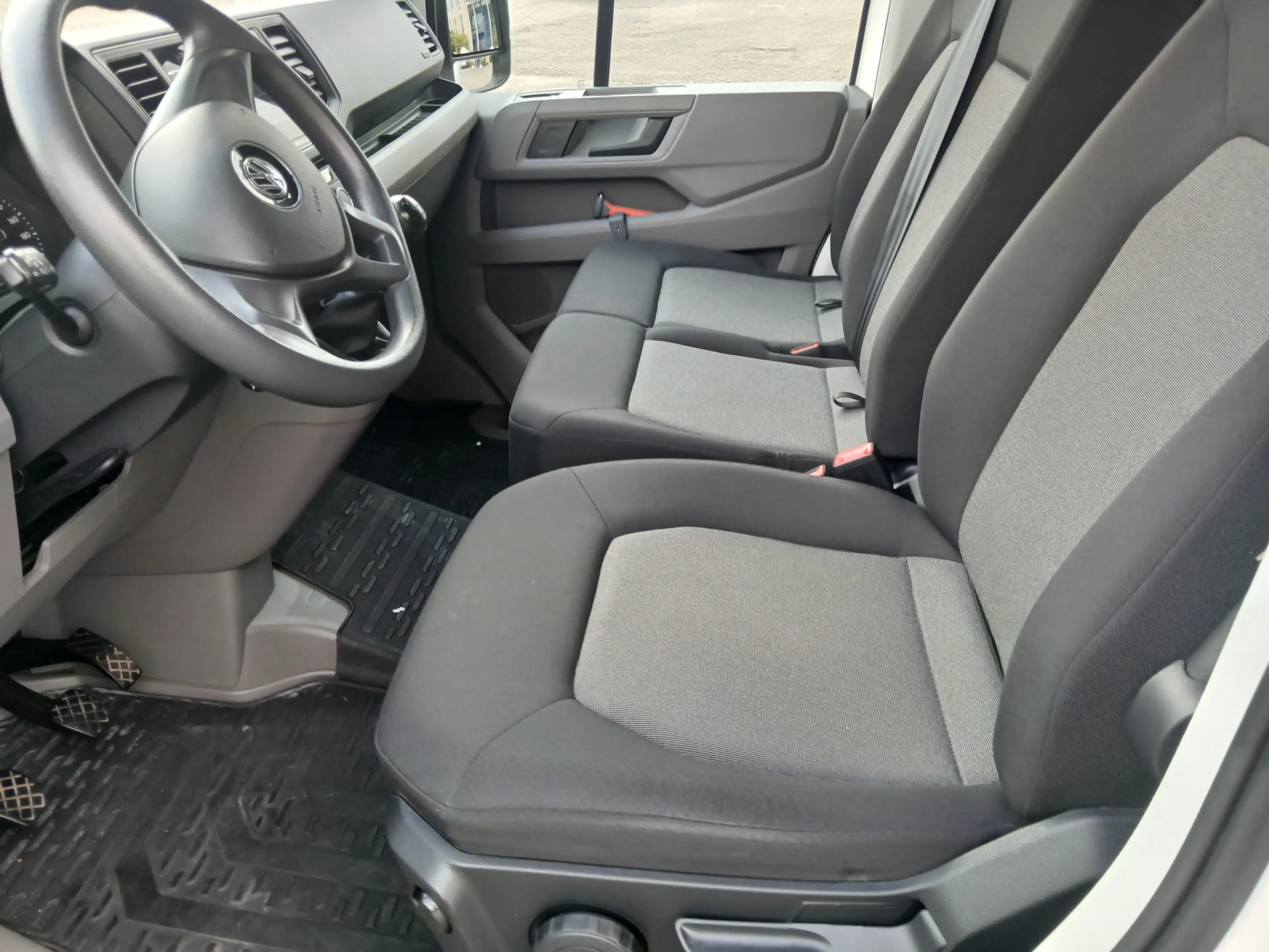 Volkswagen Crafter 35 2.0 TDI L3 EL ComfEURO VI RWD 140 pk handbak la — photo 10