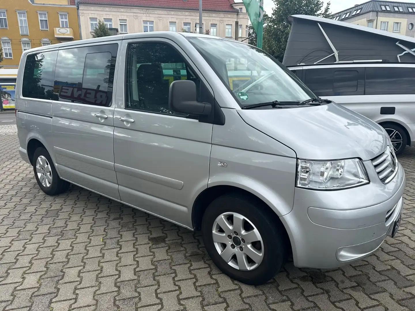 Volkswagen T5 Multivan 2,5 TDI TWENTY/TISCH /KLIMAAUTOMATIK Silber - 1