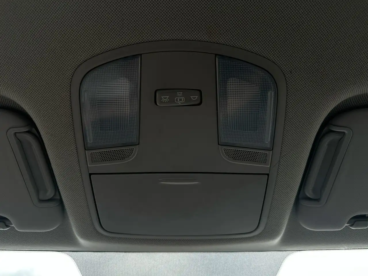 Hyundai ELANTRA снимка Hyundai ELANTRA