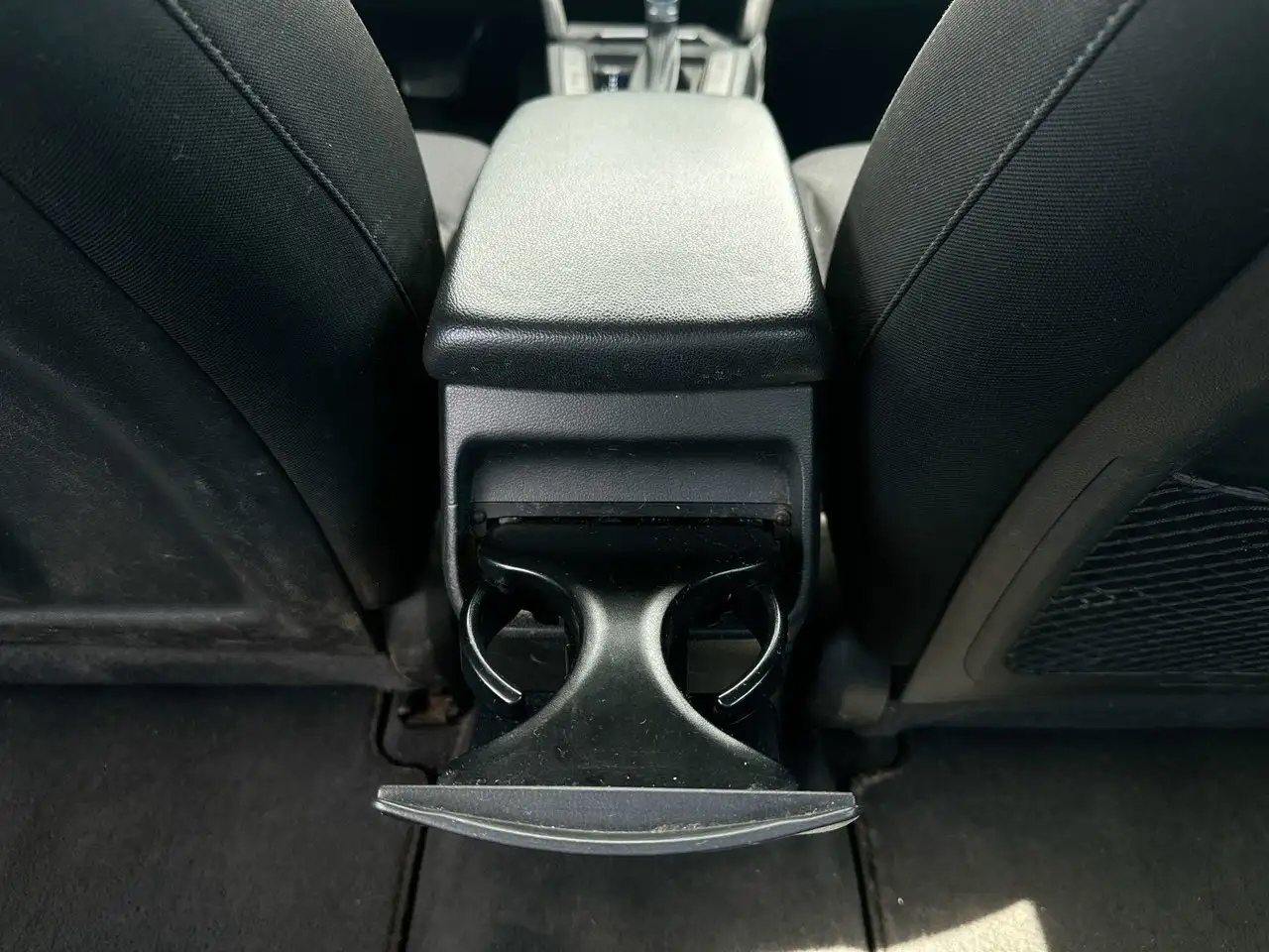 Hyundai ELANTRA снимка Hyundai ELANTRA