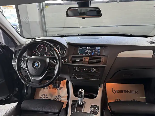 BMW X3 view 9