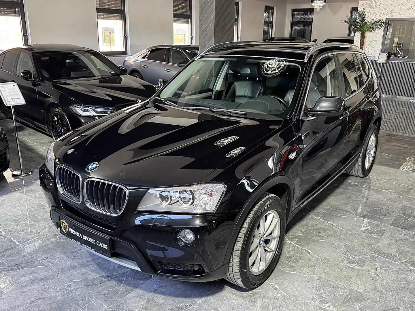 BMW X3 xDrive 20d Aut.*Leder,Pano,Navi*Wenig-KM* Schwarz - 1