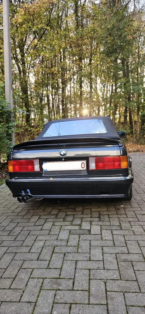 BMW 325 Cabriolet - 2