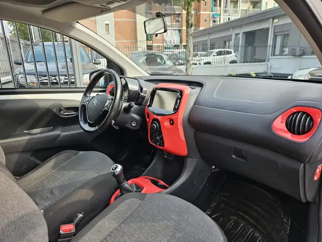 Citroen C1 view 16