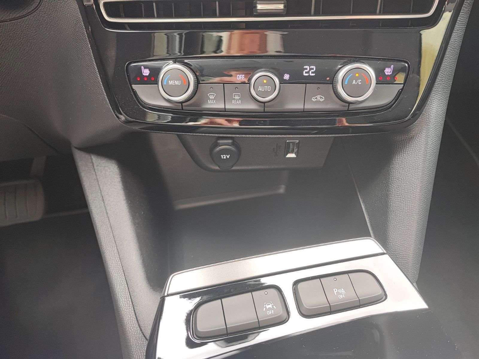 Opel Mokka E