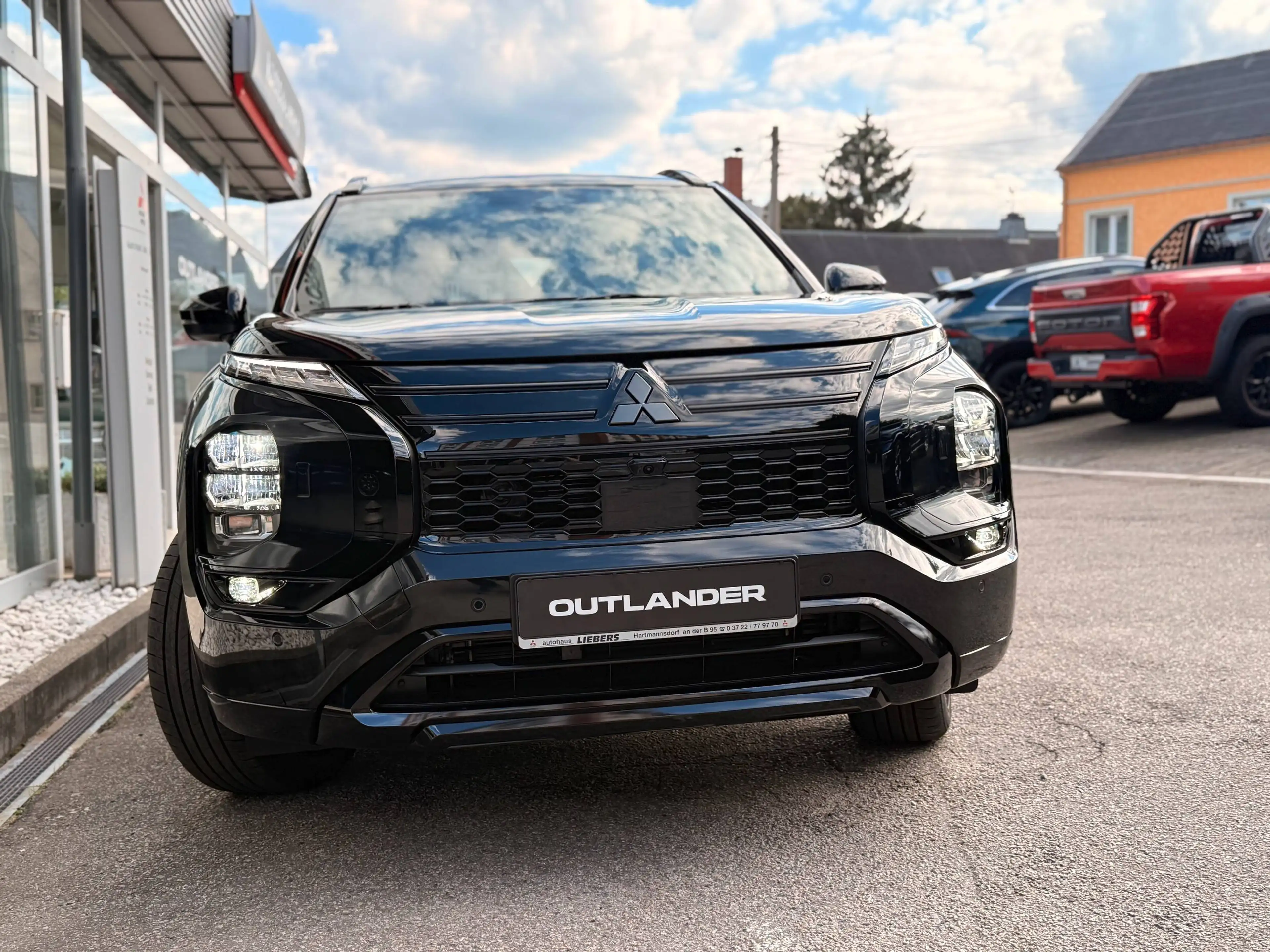 Mitsubishi Outlander 2.4 4WD PHEV Top Black #Massage+Sitzlüftung+HUD# — photo 6