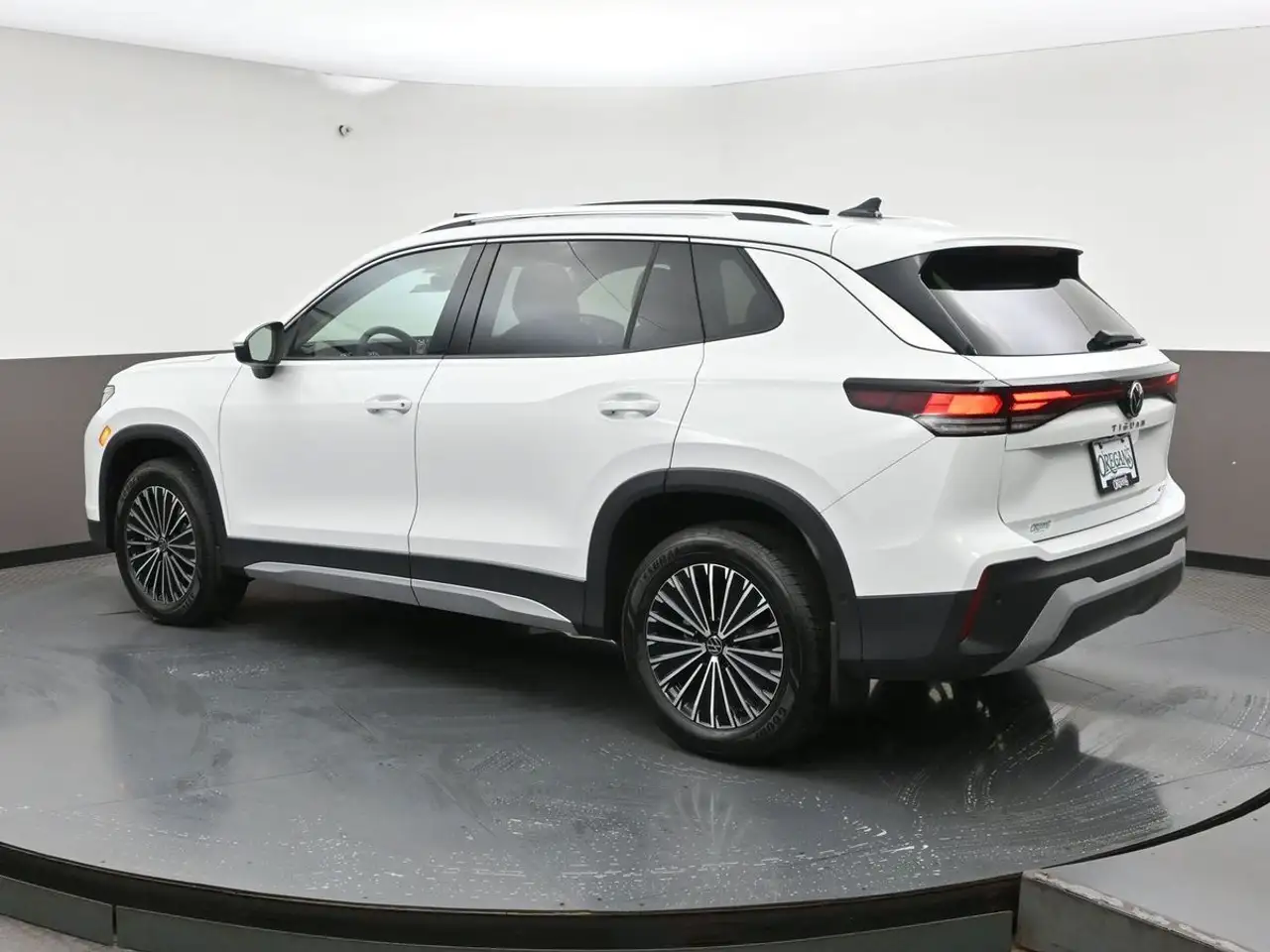 Volkswagen Tiguan снимка Volkswagen Tiguan