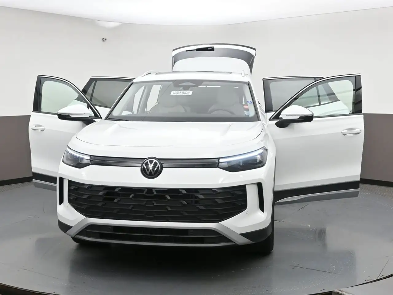 Volkswagen Tiguan снимка Volkswagen Tiguan