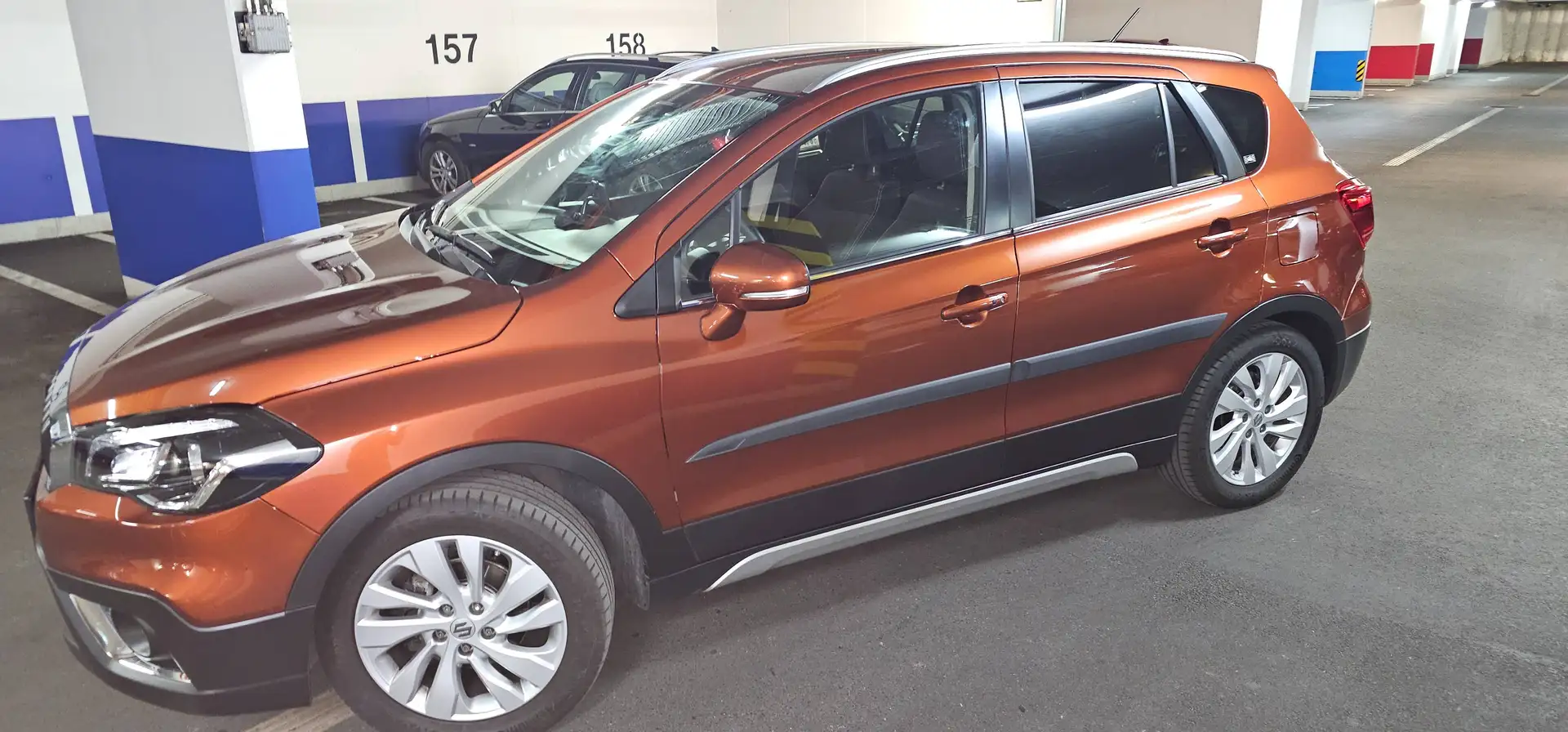 Suzuki SX4 S-Cross SX4 S-Cross 1,0 DITC 4WD shine shine Bronze - 2